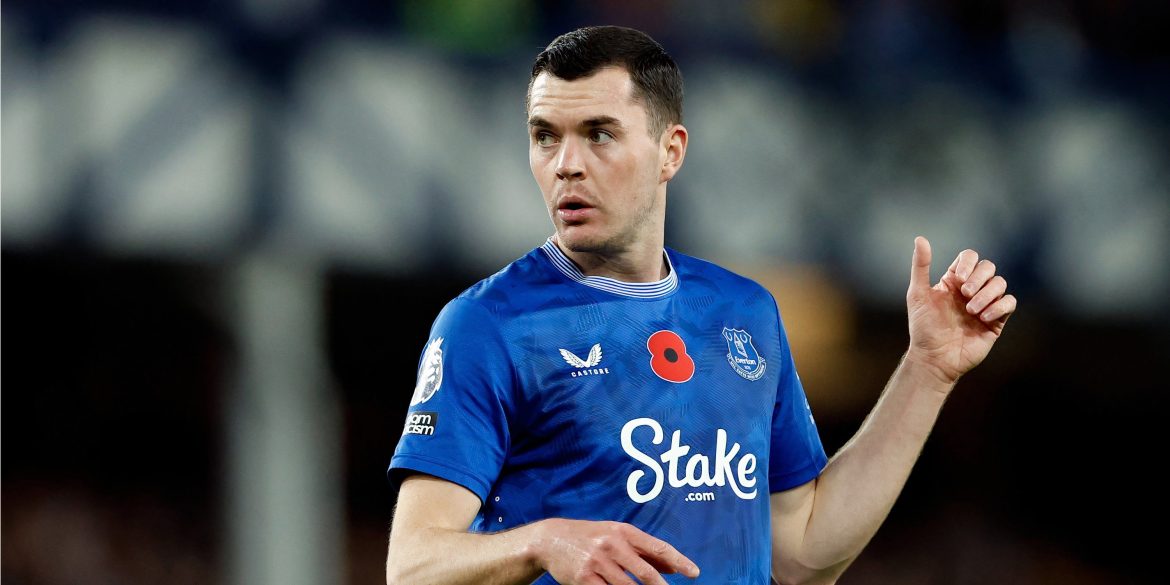 Keane replacement: Everton battling to sign 6'3 ace whose value has soared