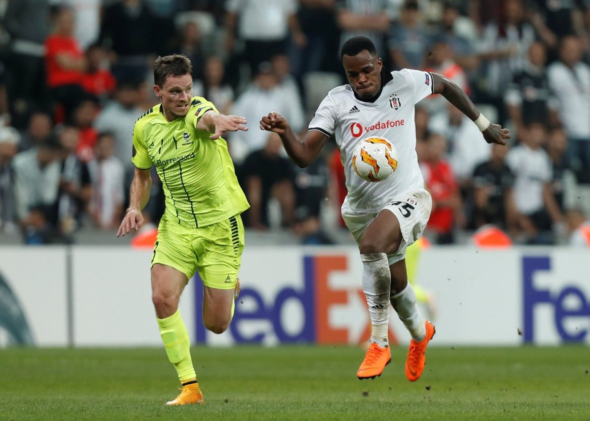 Newcastle eyeing deal for Cyle Larin